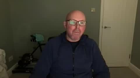 Snapshot of alc300170 chatting on October 21, 6:03 am alc300170 online show from October 21, 6:03 am