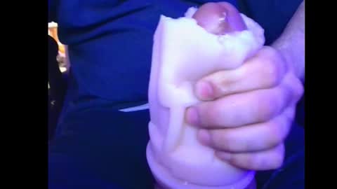 Snapshot of aldi213 chatting on March 2, 5:08 am aldi213 online show from March 2, 5:08 am