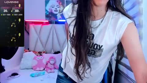 Snapshot of ale_noah_xxx chatting on December 8, 1:35 am ale_noah_xxx online show from December 8, 1:35 am