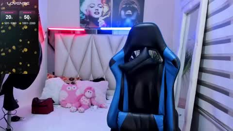 Snapshot of ale_noah_xxx chatting on December 9, 6:55 am ale_noah_xxx online show from December 9, 6:55 am