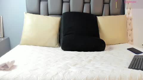 Snapshot of ale_noah_xxx chatting on October 2, 4:08 am ale_noah_xxx online show from October 2, 4:08 am