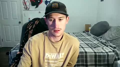 Snapshot of alecurclit chatting on December 29, 10:47 pm alecurclit online show from December 29, 10:47 pm