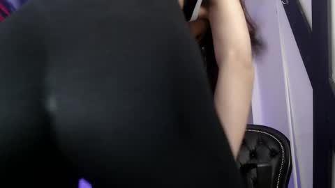 Snapshot of aleesha_cameron02 chatting on February 11, 7:52 pm Ale online show from February 11, 7:52 pm