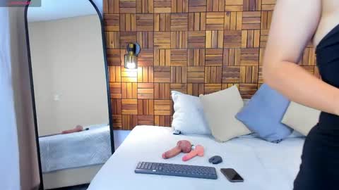 Snapshot of aleessiia chatting on April 13, 2:33 pm alessia online show from April 13, 2:33 pm