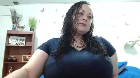 aleia taylor online show from August 8, 11:50 pm