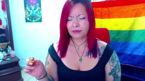 aleja online show from September 25, 7:17 pm