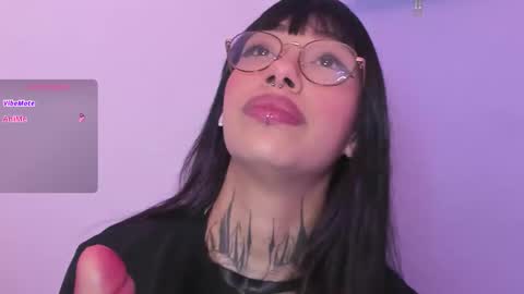 Ale online show from November 14, 3:16 am