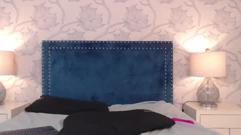  1 online show from January 10, 10:57 pm