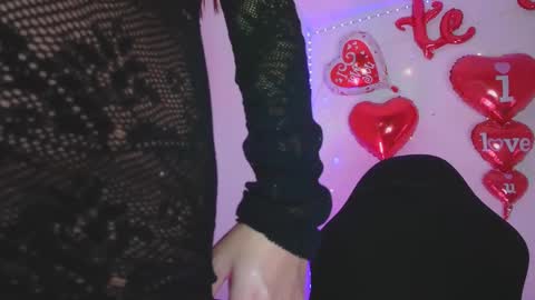 Aleja Harker  online show from February 3, 6:34 am