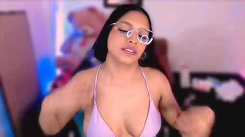 Aleja Harker  online show from September 16, 3:07 am