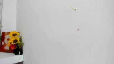 ALEJANDRA JAMES online show from May 29, 11:52 am