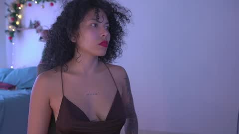 Snapshot of alejandra_kiss98 chatting on December 7, 2:02 pm O.F alejandra h1998 stream 300 pm - 1100 pm online show from December 7, 2:02 pm