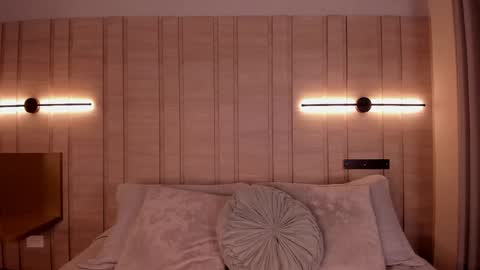alejandra_marin_ online show from May 21, 12:28 am