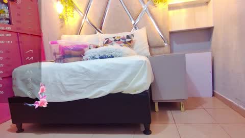 alejandra martins online show from November 15, 3:04 am