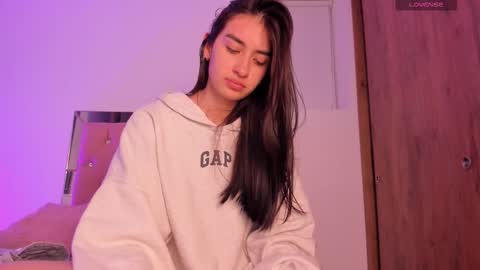 alejandraaa_ online show from September 21, 3:08 am