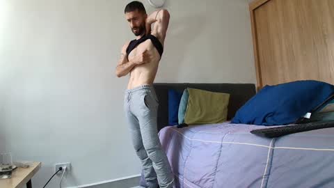 Alejandro Hernndez online show from January 25, 6:57 pm