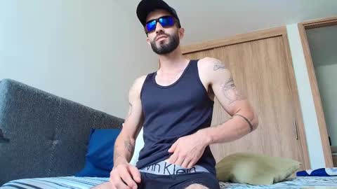 Alejandro Hernndez online show from February 16, 4:42 pm