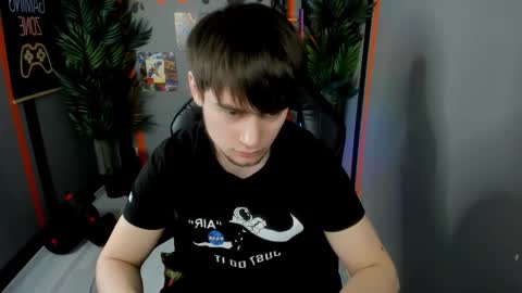 Alejandro online show from February 26, 8:30 pm