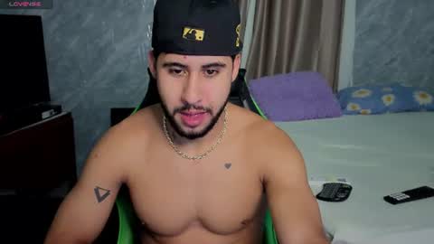 Snapshot of alejandrojf_00 chatting on June 15, 12:57 am Daiki jack online show from June 15, 12:57 am