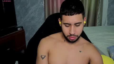 Snapshot of alejandrojf_00 chatting on July 30, 6:40 pm Daiki jack online show from July 30, 6:40 pm