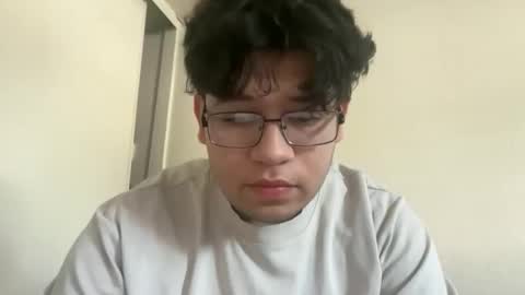 Snapshot of alejandromart377 chatting on January 31, 7:34 pm alejandromart377 online show from January 31, 7:34 pm