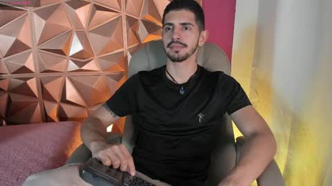 Alejo  online show from April 8, 4:12 am