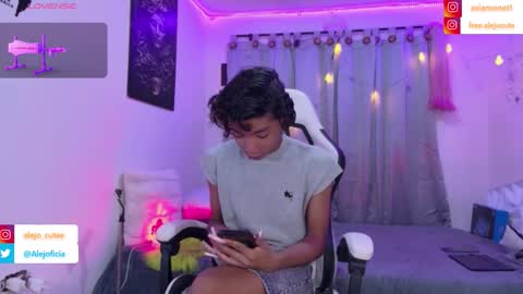 alejo_cute online show from January 18, 8:12 pm