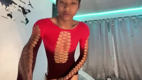 alejo_cute online show from May 27, 1:52 pm