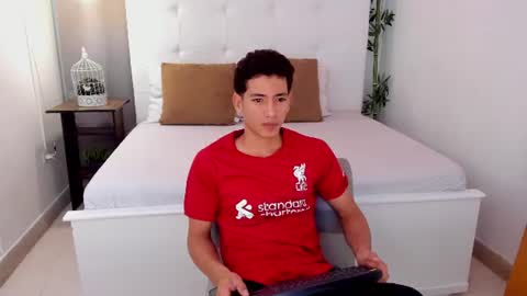alejo_exotic online show from June 16, 12:19 pm