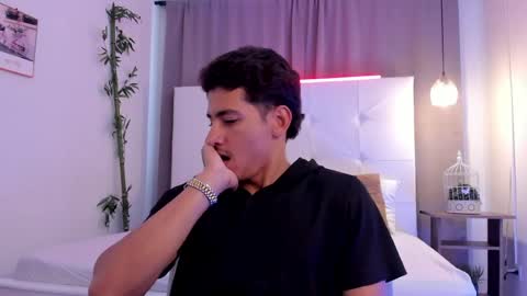 alejo_exotic online show from August 1, 12:26 pm