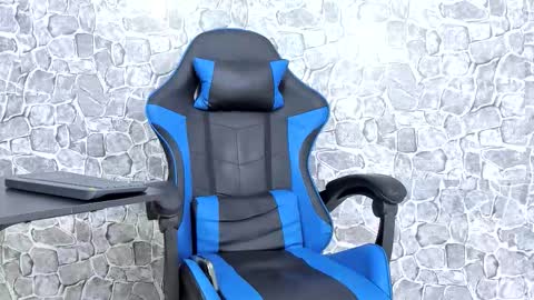 Snapshot of alejo_peverell chatting on February 18, 2:35 pm alejo peverell online show from February 18, 2:35 pm