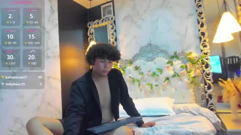 Alejandro or Alejo  online show from February 6, 1:38 am