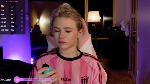 Lexi online show from March 3, 4:14 am