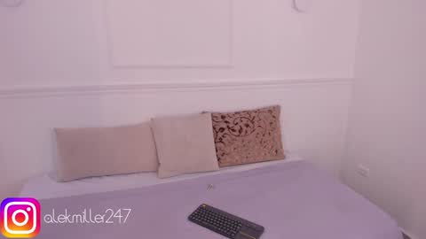 Snapshot of aleksandra_miller chatting on January 16, 12:09 pm Aleksandra online show from January 16, 12:09 pm