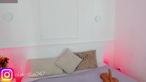 Snapshot of aleksandra_miller chatting on February 21, 12:17 pm Aleksandra online show from February 21, 12:17 pm