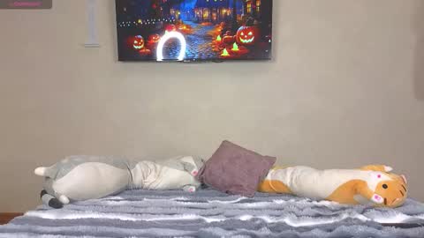 Alena online show from October 31, 1:34 pm