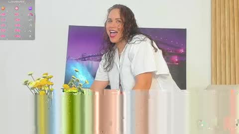 alennax online show from April 7, 12:16 pm