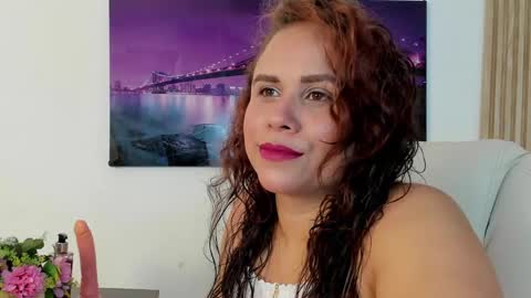 alennax online show from April 15, 12:34 pm