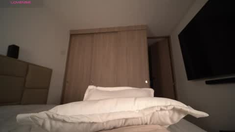 Ales online show from April 5, 4:20 am