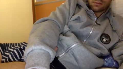 alesex90 online show from April 30, 9:04 am
