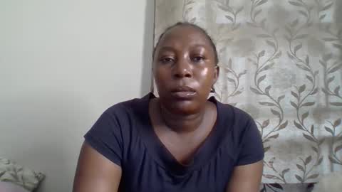 Snapshot of alesha_ chatting on September 22, 7:43 am Noreen Kennth and Emilly online show from September 22, 7:43 am
