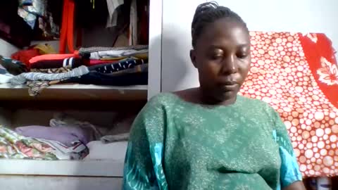 Noreen Kennth and Emilly online show from November 3, 5:52 am