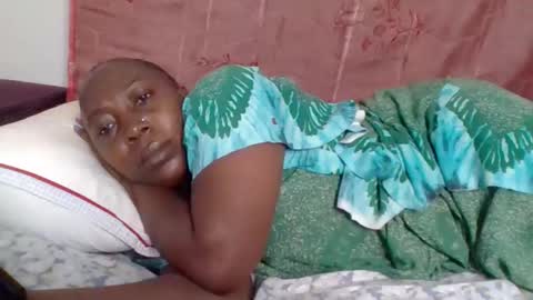 Noreen Kennth and Emilly online show from November 16, 6:46 pm