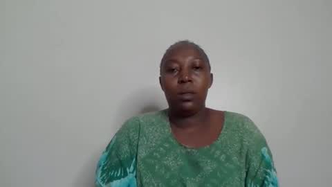 Noreen Kennth and Emilly online show from December 1, 6:18 am