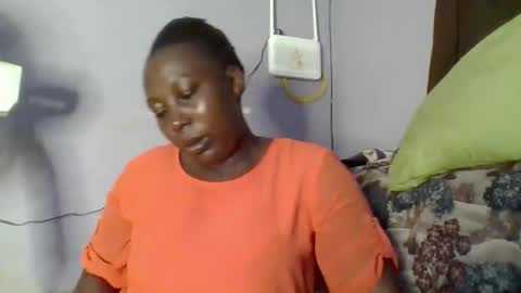 Noreen Kennth and Emilly online show from April 8, 7:52 am