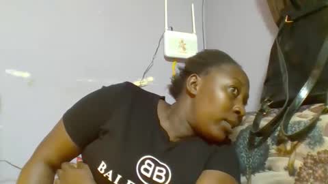Snapshot of alesha_ chatting on April 23, 6:47 am Noreen Kennth and Emilly online show from April 23, 6:47 am