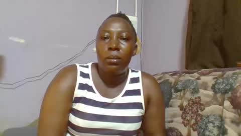 Snapshot of alesha_ chatting on May 1, 6:40 am Noreen Kennth and Emilly online show from May 1, 6:40 am