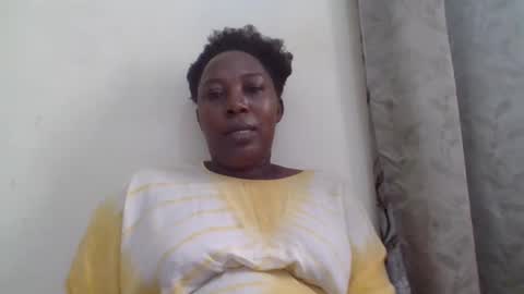 Snapshot of alesha_ chatting on May 11, 4:37 pm Noreen Kennth and Emilly online show from May 11, 4:37 pm