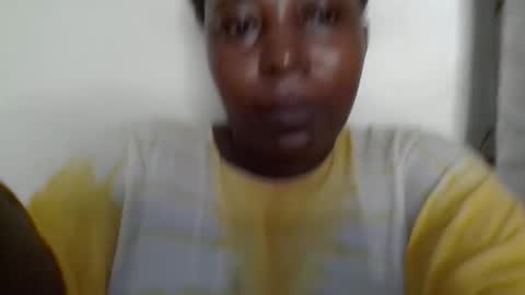 Snapshot of alesha_ chatting on May 12, 7:49 am Noreen Kennth and Emilly online show from May 12, 7:49 am