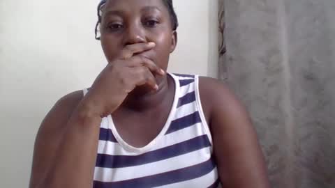 Snapshot of alesha_ chatting on May 18, 6:14 pm Noreen Kennth and Emilly online show from May 18, 6:14 pm